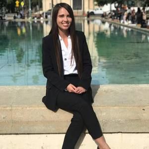 Meet your Posher, Kassie